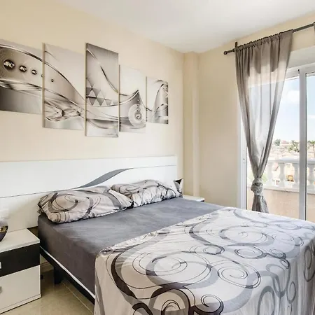Cozy In With Wifi Holiday home San Miguel De Salinas