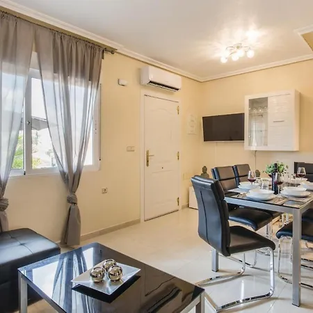Cozy In With Wifi Holiday home San Miguel De Salinas